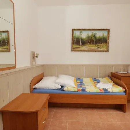 Hurka Pensionat 3*