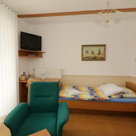 Penzion Hurka Guest house